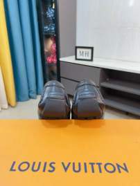 Picture of Louis Vuitton Shoes _SKULVsz38-44mnf060312182